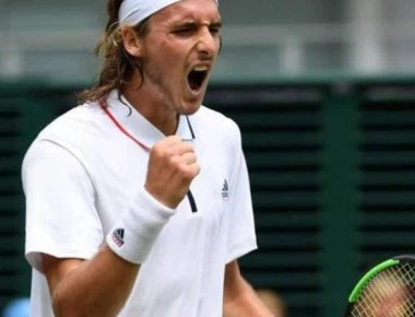 Ο πολιτικός κόσμος «υποκλίνεται» στον Τσιτσιπά